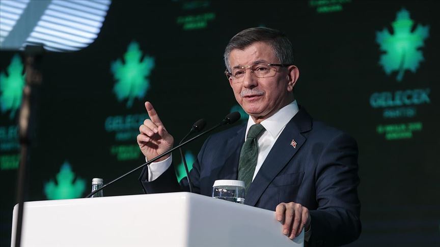 Davudoğlunun partiyasında qalmaqal - 3 deputat istefa verdi