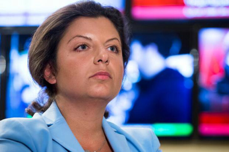 Simonyan Simonyanı təhqir etdi