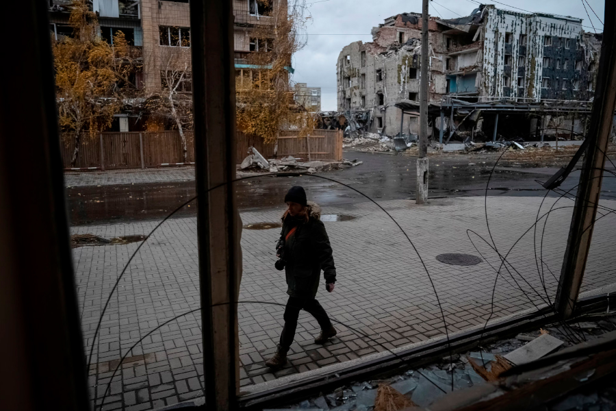 Pokrovsk uğrunda şiddətli döyüşlər GEDİR