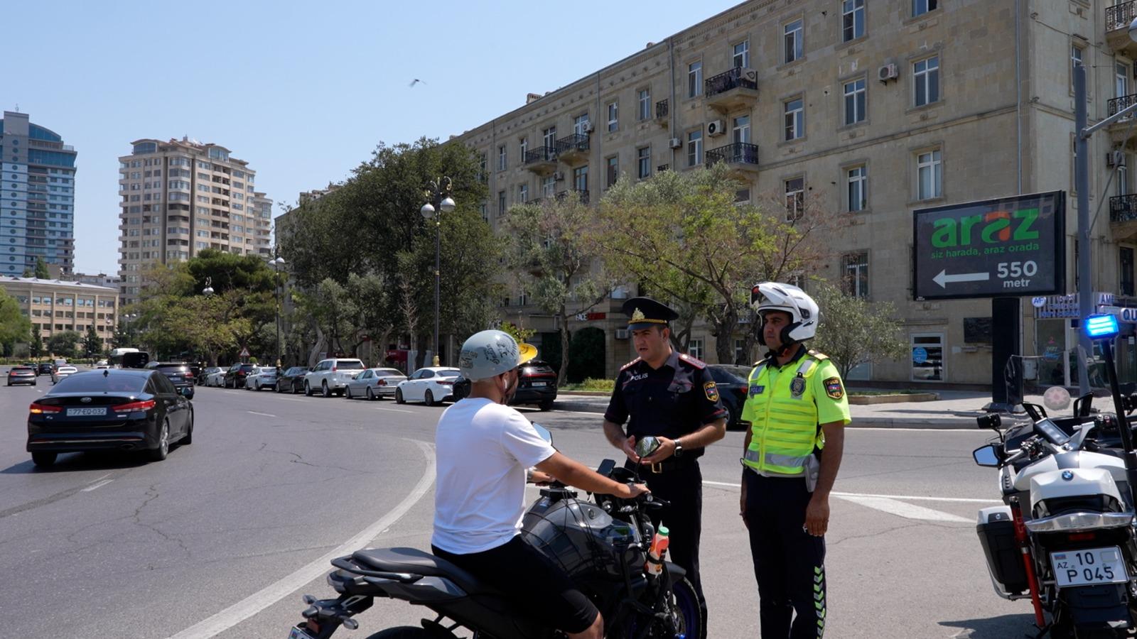 Polis motosiklet sürücülərinə qarşı reyd keçirir - FOTO