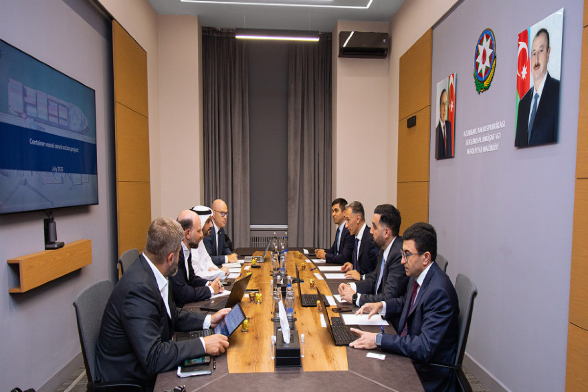 “Abu Dhabi Ports Group” şirkəti ilə əməkdaşlıq imkanları müzakirə edildi
