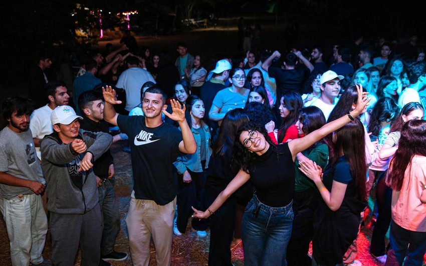 “Yay Fest 2025” gənclərin yüksək enerjisi ilə davam edir