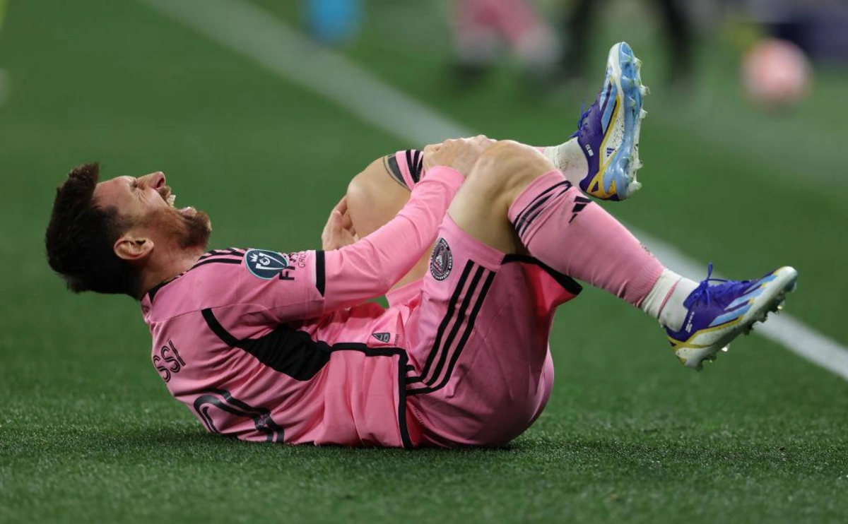 Messi ZƏDƏLƏNDİ
