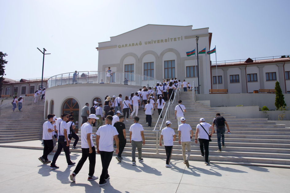 Diaspor gəncləri Qarabağ Universitetində - FOTO