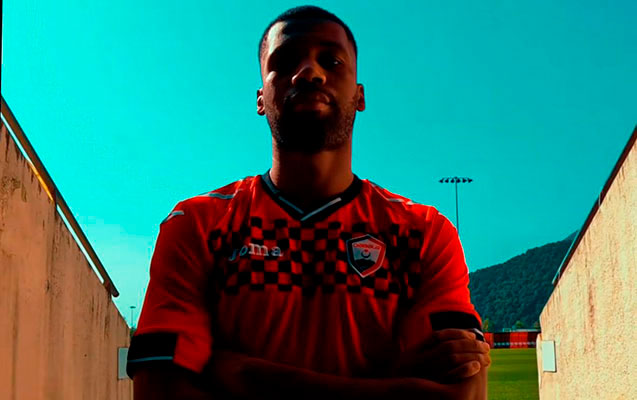 Fransalı futbolçu Azərbaycan klubunda 