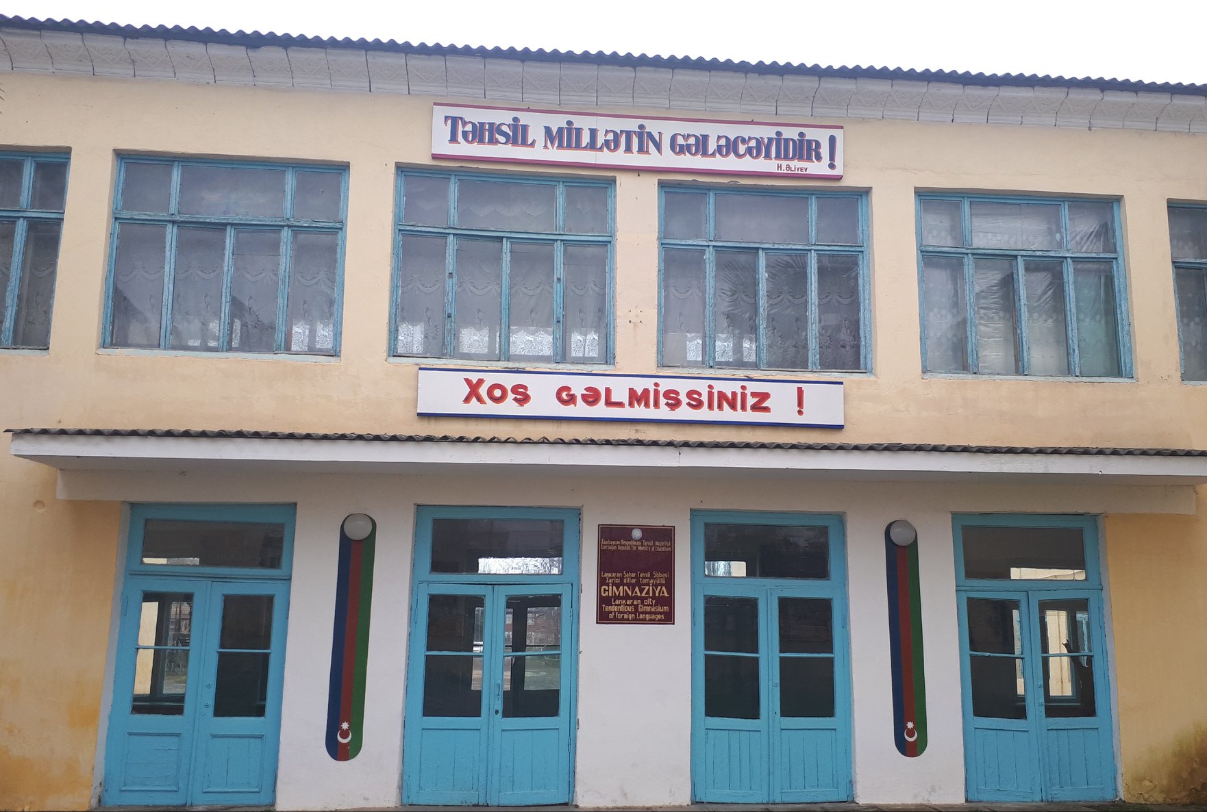 Xarici dillər təmayüllü gimnaziyada ibtidai siniflər bağlanır? -  Rəsmi CAVAB