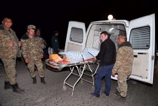 Ermənistan hərbçiləri qəzaya düşüb - 1 ölü, 6 yaralı
