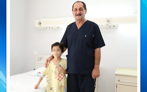 Azyaşlının mədəsindən saç kütləsi çıxarıldı