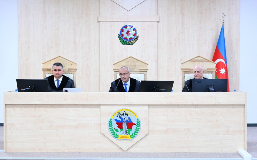 Arayik və digərləri hakim qarşısında