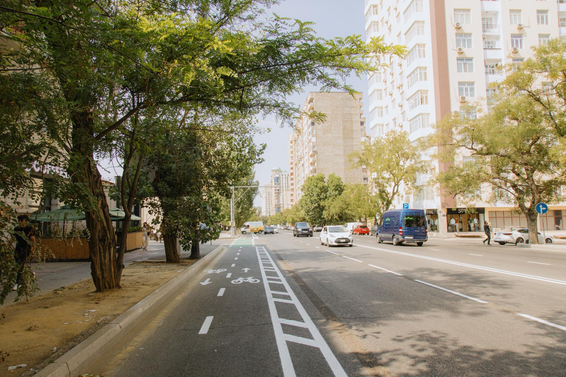 Bakıda yeni velosiped zolağı - FOTO