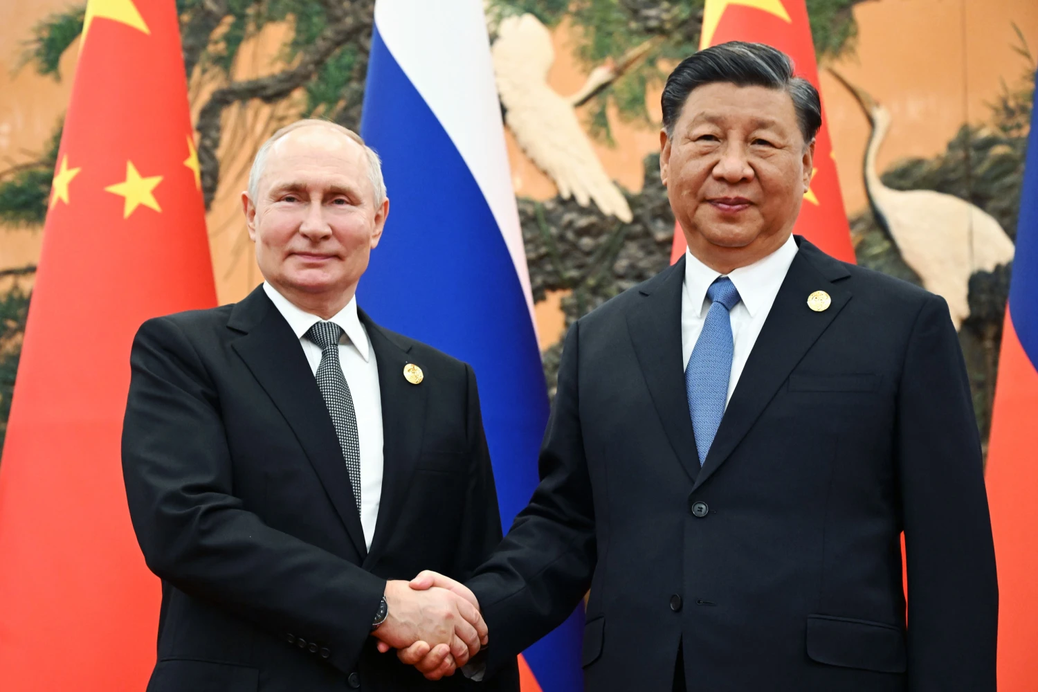 Putin Çin lideri ilə danışıqlar apardı