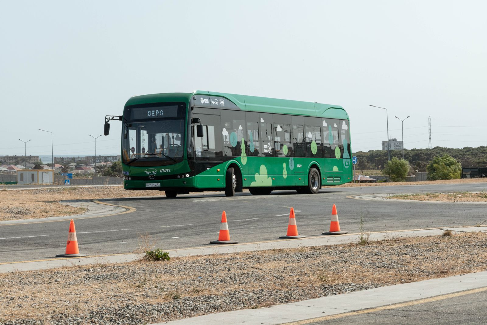 Avtobus idarə edəcək qadın sürücülər hazırlanır
