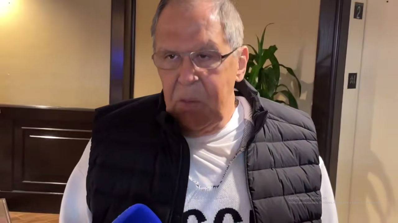 Lavrov Alyaska görüşünə “SSRİ” ilə gəldi - GÖRÜNTÜLƏR