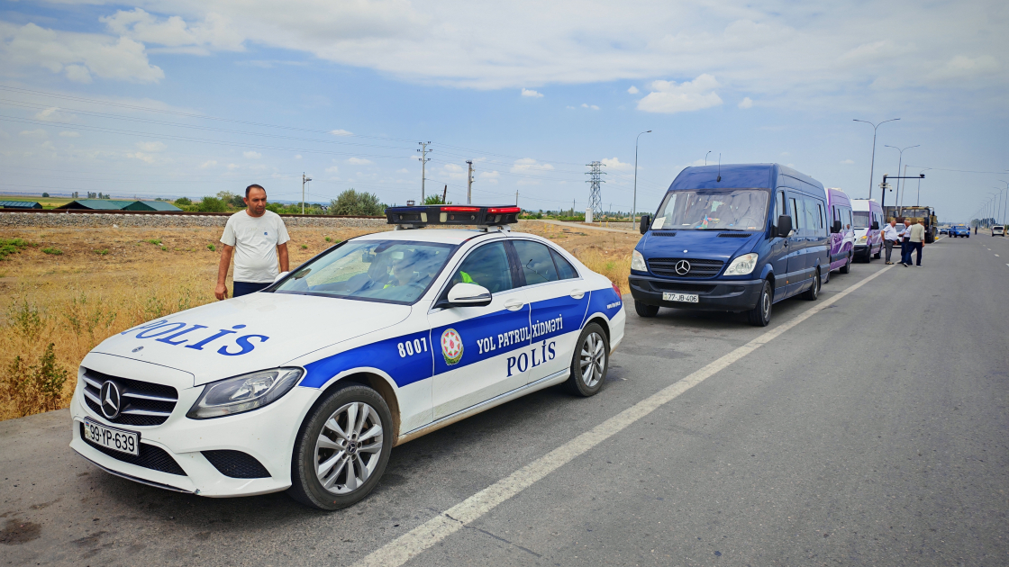 Ağdərənin Vəngli kəndinə köç başladı