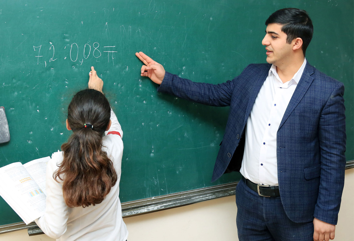 Müəllimlik ixtisaslarında təhsil haqları nə qədər bahalaşıb? - QİYMƏTLƏR