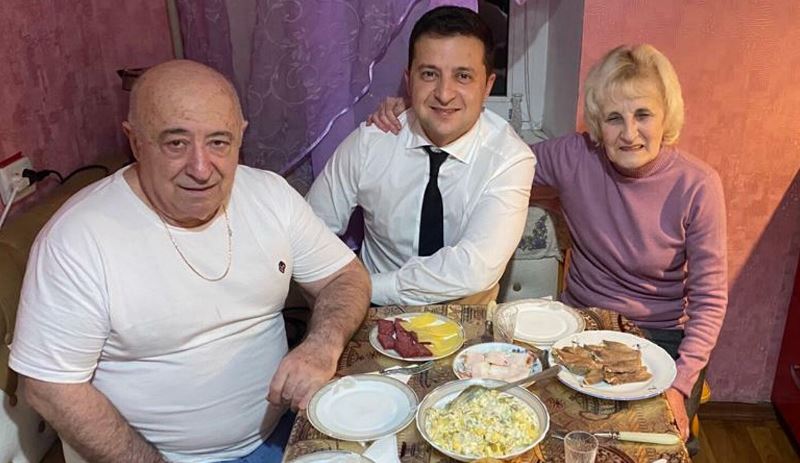 Zelenskinin valideynləri: “Onun prezident olmağını istəmirdik” - FOTOLAR