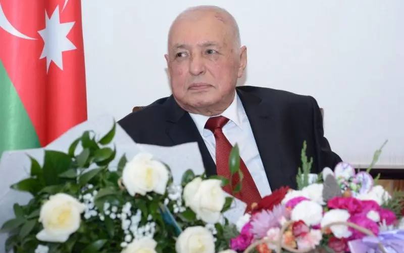 Keçmiş rektor vəfat etdi