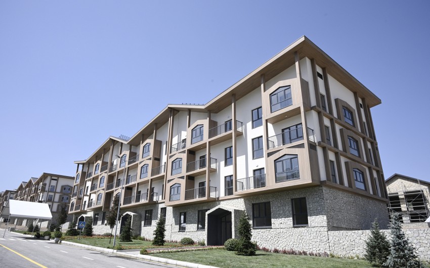 Kəlbəcərdə parkın təməli qoyuldu