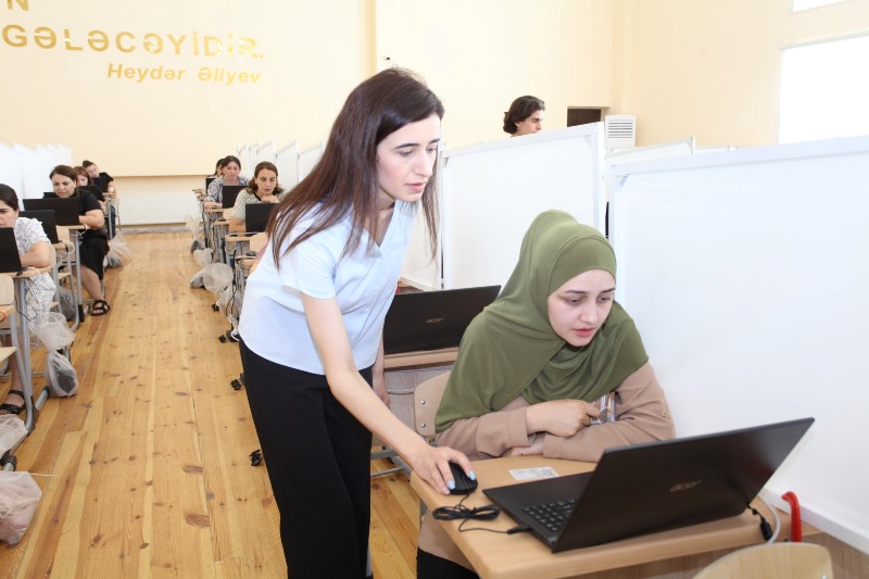 Məktəblərdə kitabxanaçı işinə qəbul aparılır