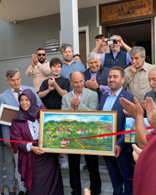 Türkiyənin ən ucqar kəndlərindən birinə Azərbaycandan 600 kitab hədiyyə edildi