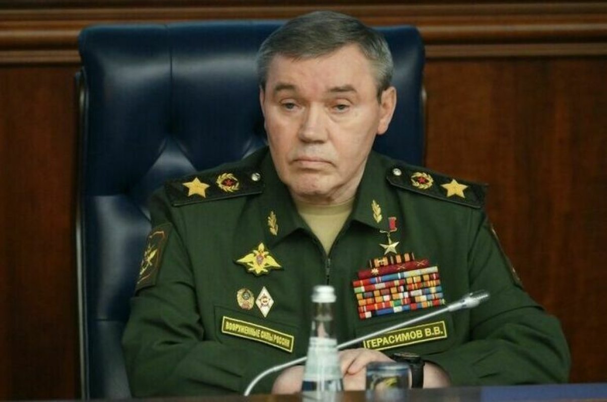 Gerasimov xəyal görür...