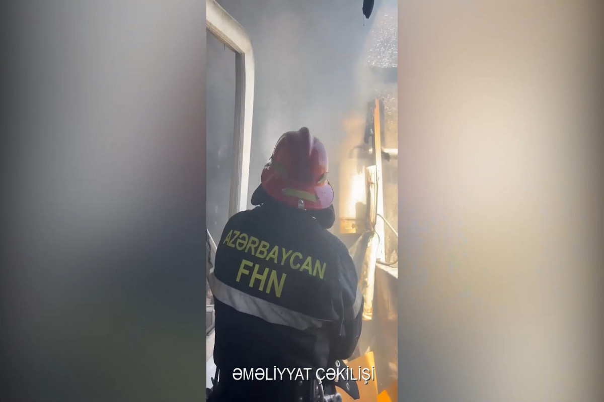 Bakıda yaşayış binasında yanğın - Sakinlər təxliyə edildi