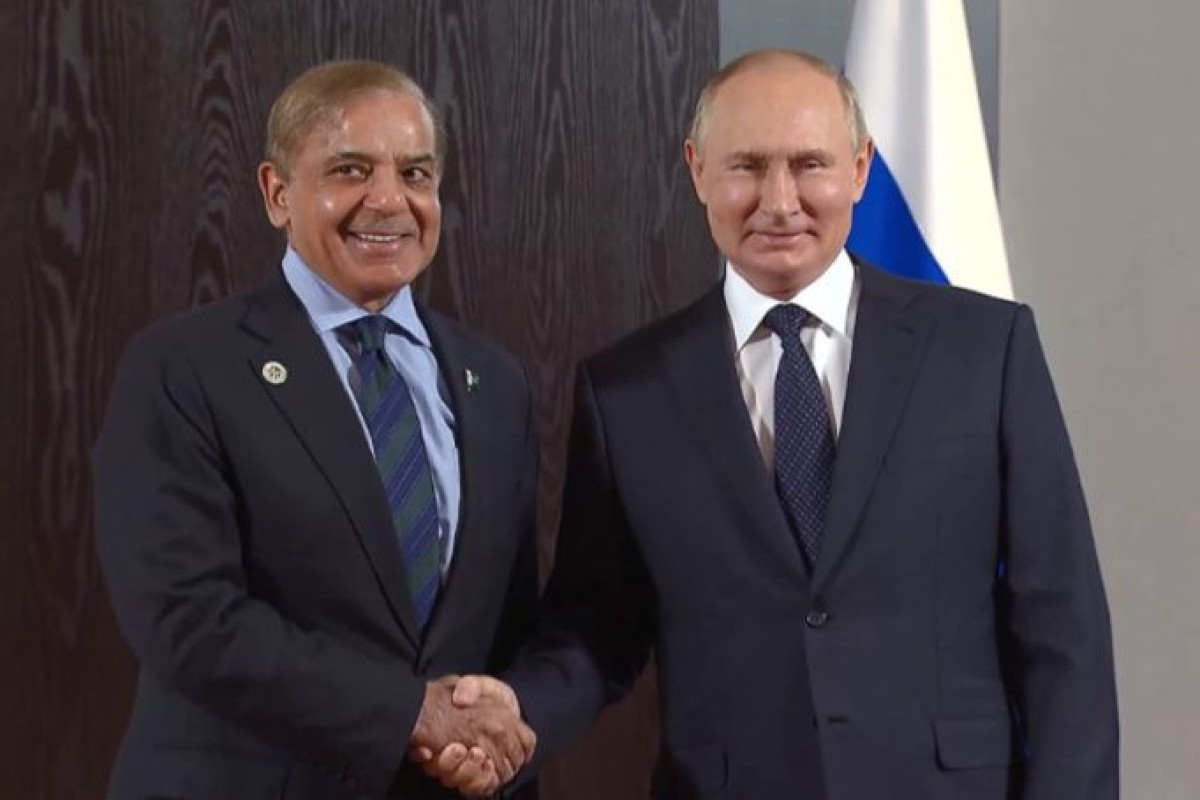 Putin Şahbaz Şəriflə görüşdü