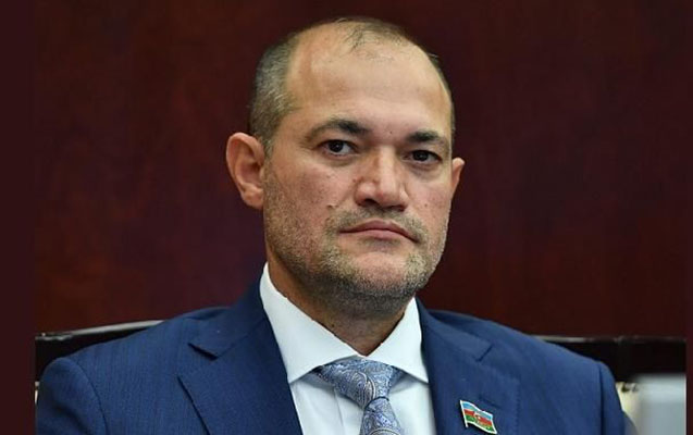 Deputat seçiciyə uduzdu
