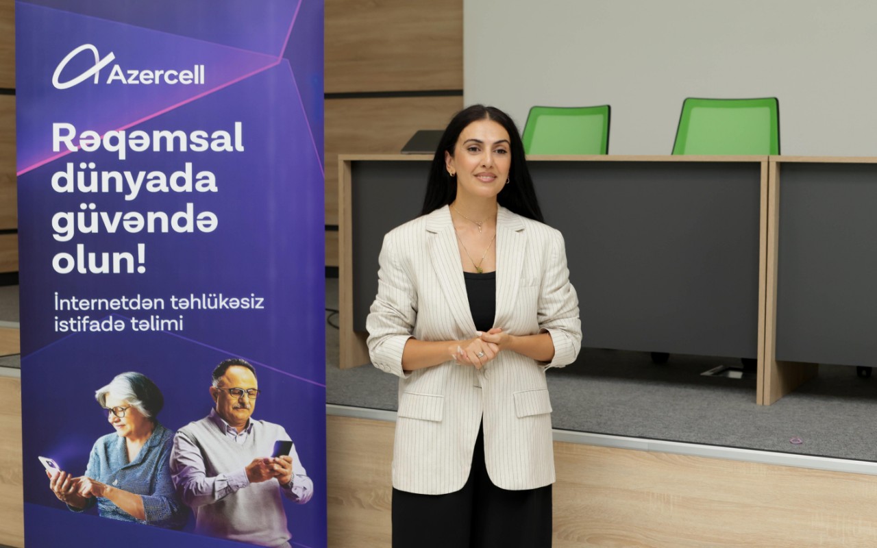 "Azercell" Bərdədə yaşlılar üçün kibertəhlükəsizlik təlimi keçdi - FOTOLAR