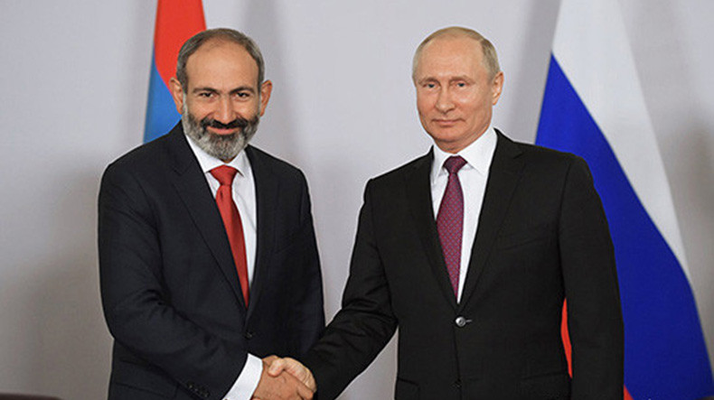 Putinlə Paşinyanın görüş vaxtı açıqlandı