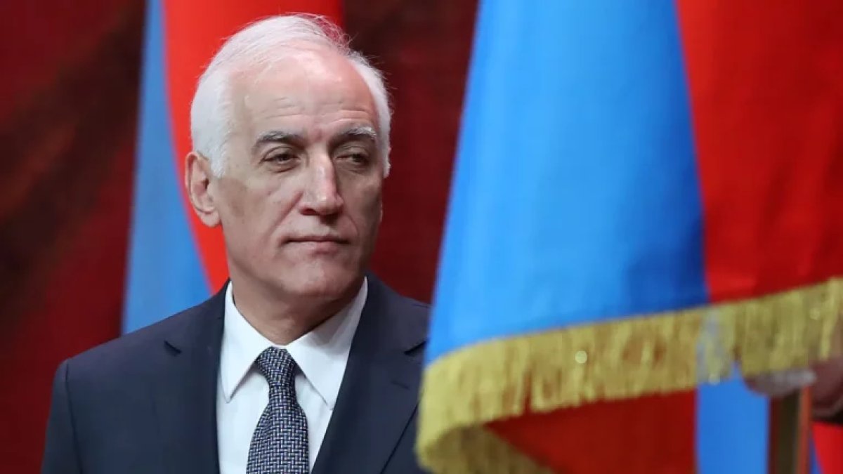Ermənistan Prezidenti: Artıq Rusiyanın kiçik qardaşı deyilik