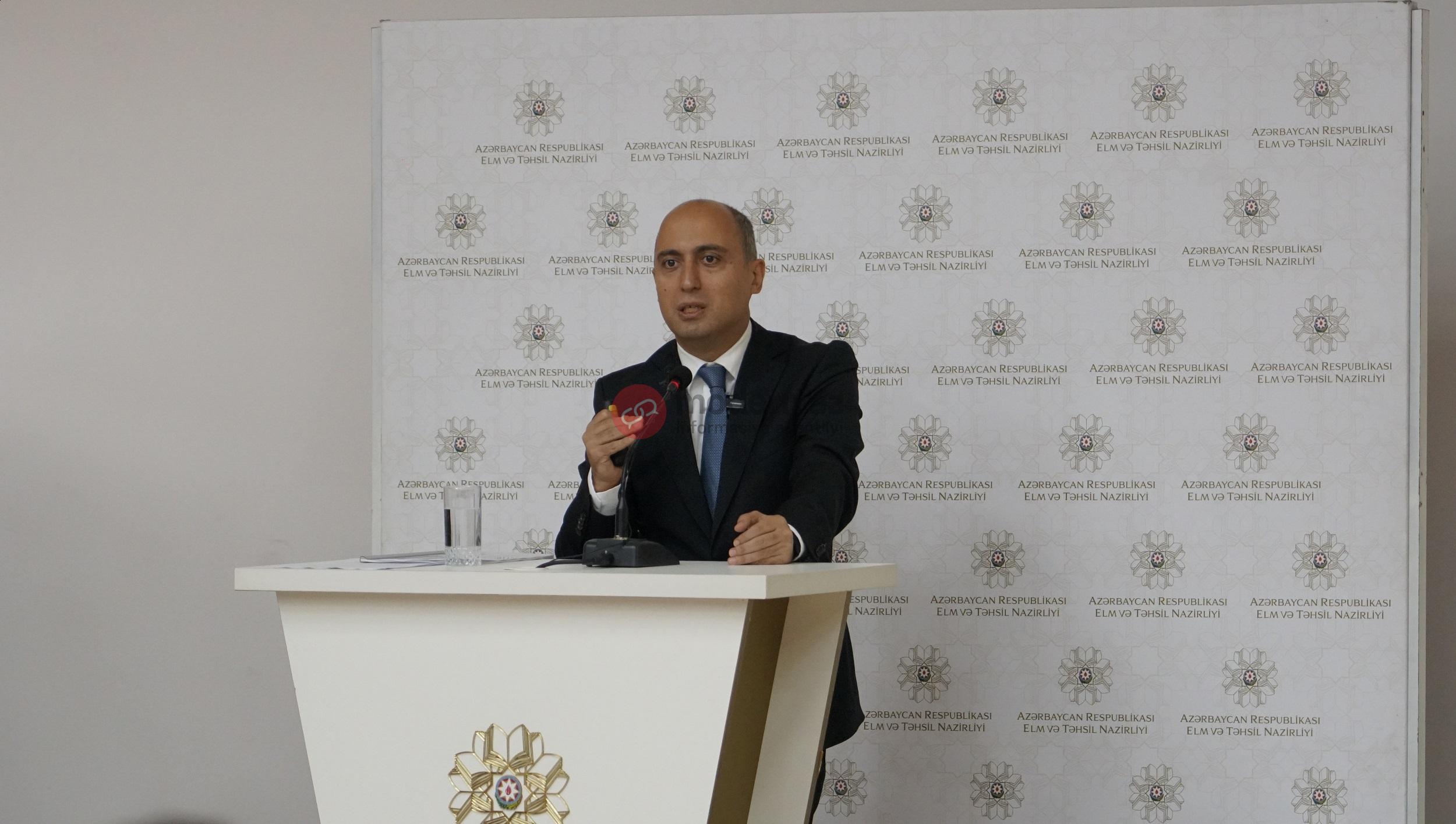 Nazir bunker müəllimləri tənqid etdi: “Sual yazmaq bacarığı yoxdur”