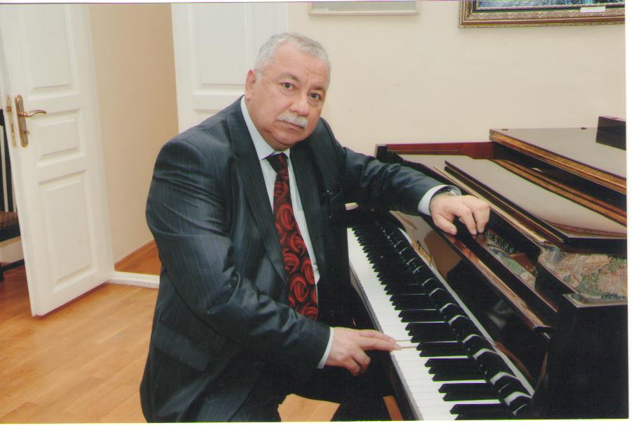 Xalq artisti palataya köçürüldü