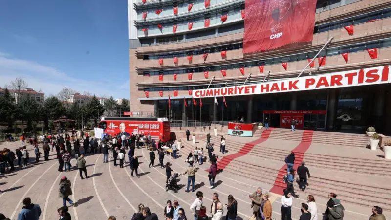 Bütün diqqətlər CHP-də: Məhkəmədə partiyanın taleyi həll olunacaq