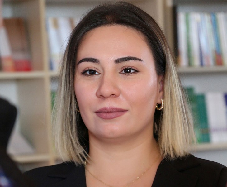 Müəllimlərin vahid forma geyinməsinin tərəfdarı deyiləm! - Direktor müavini