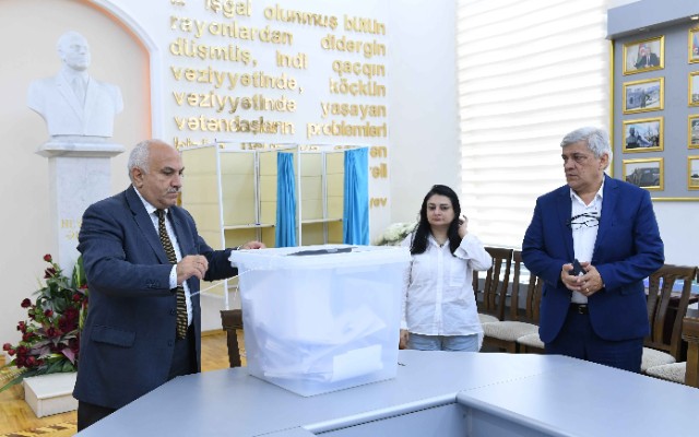 Dövlət Komitəsi yanında İctimai Şuraya seçkilər keçirildi - FOTOLAR