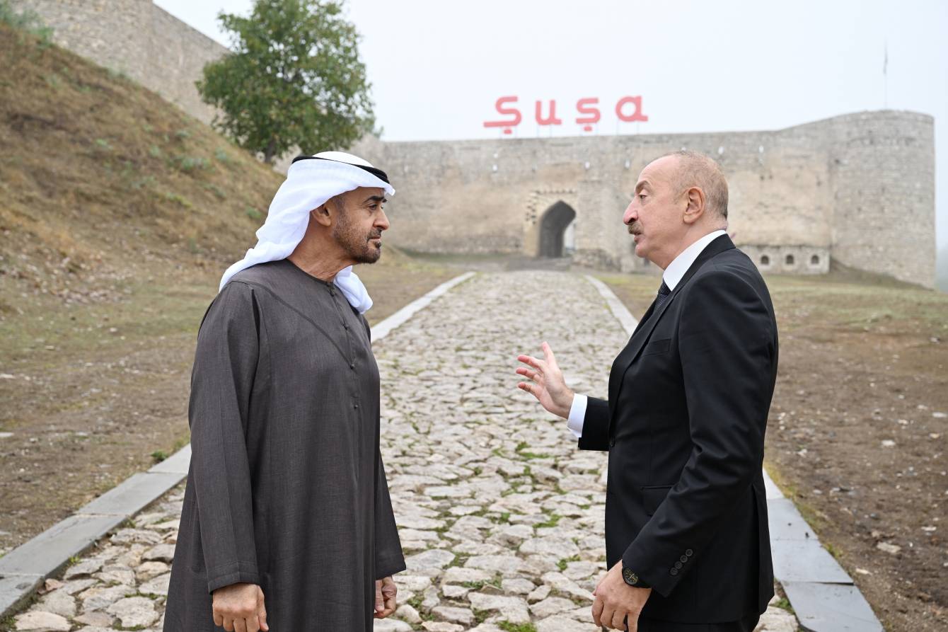 Cənubi Qafqazda yeni oyunçu: BƏƏ liderinin Şuşa mesajı - ANALİZ