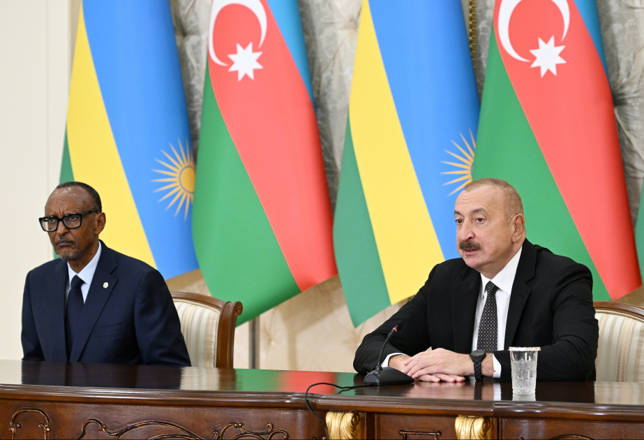 Prezidentlər mətbuata bəyanat verdilər: Ruanda yaxşı tərəfdaşdır
