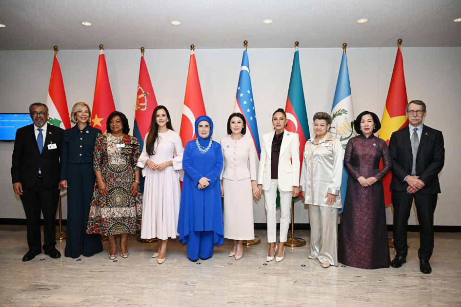 Mehriban Əliyeva BMT-nin xüsusi sessiyasında iştirak etdi - FOTOLAR