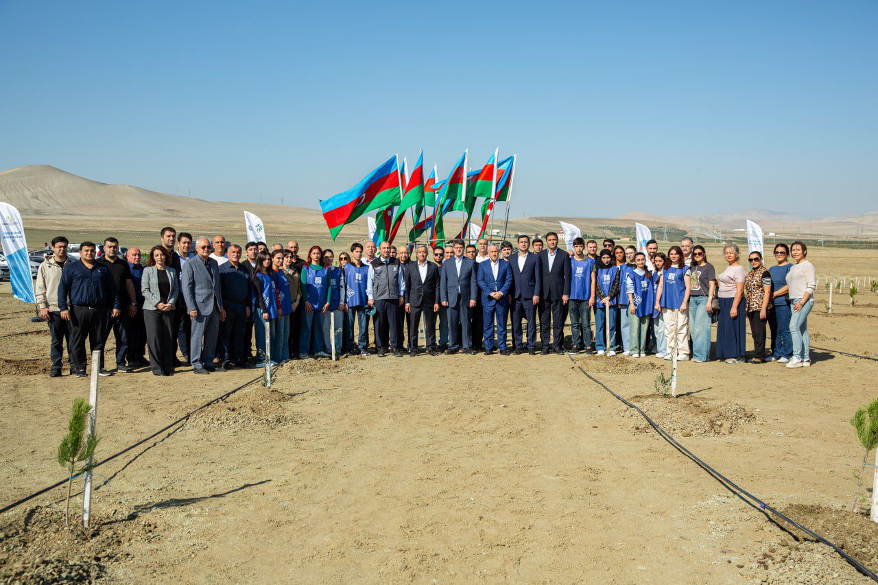 Anım Günü ilə əlaqədar ağacəkmə aksiyası - FOTOLAR