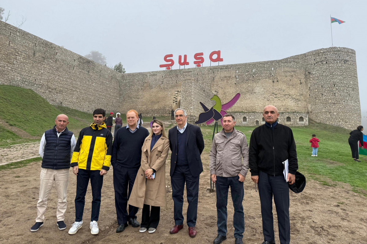 Senatorlar Şuşa və Xankəndidə oldular - FOTO