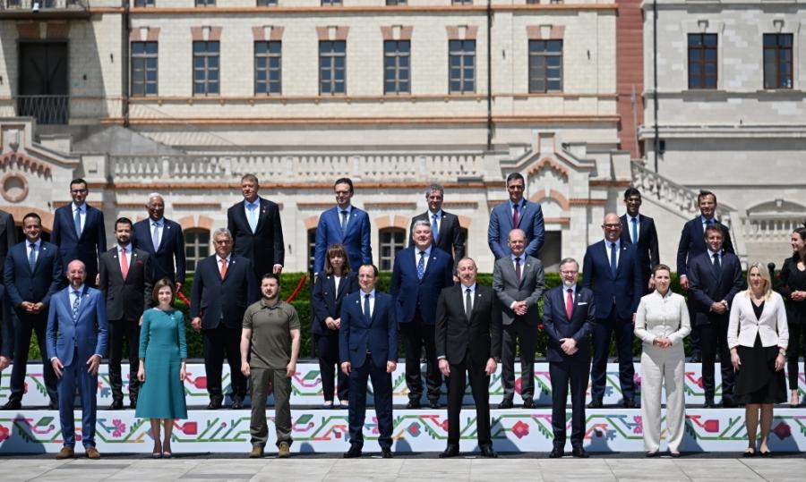 Avropa liderləri toplanır -