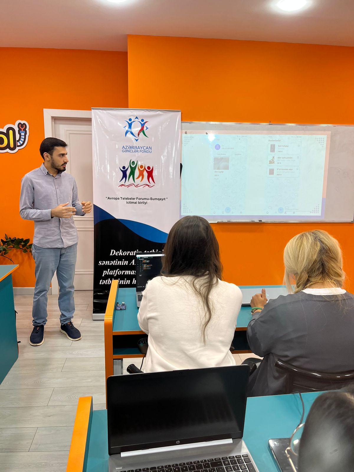 ARTSHOPAZ platforması təqdim edildi