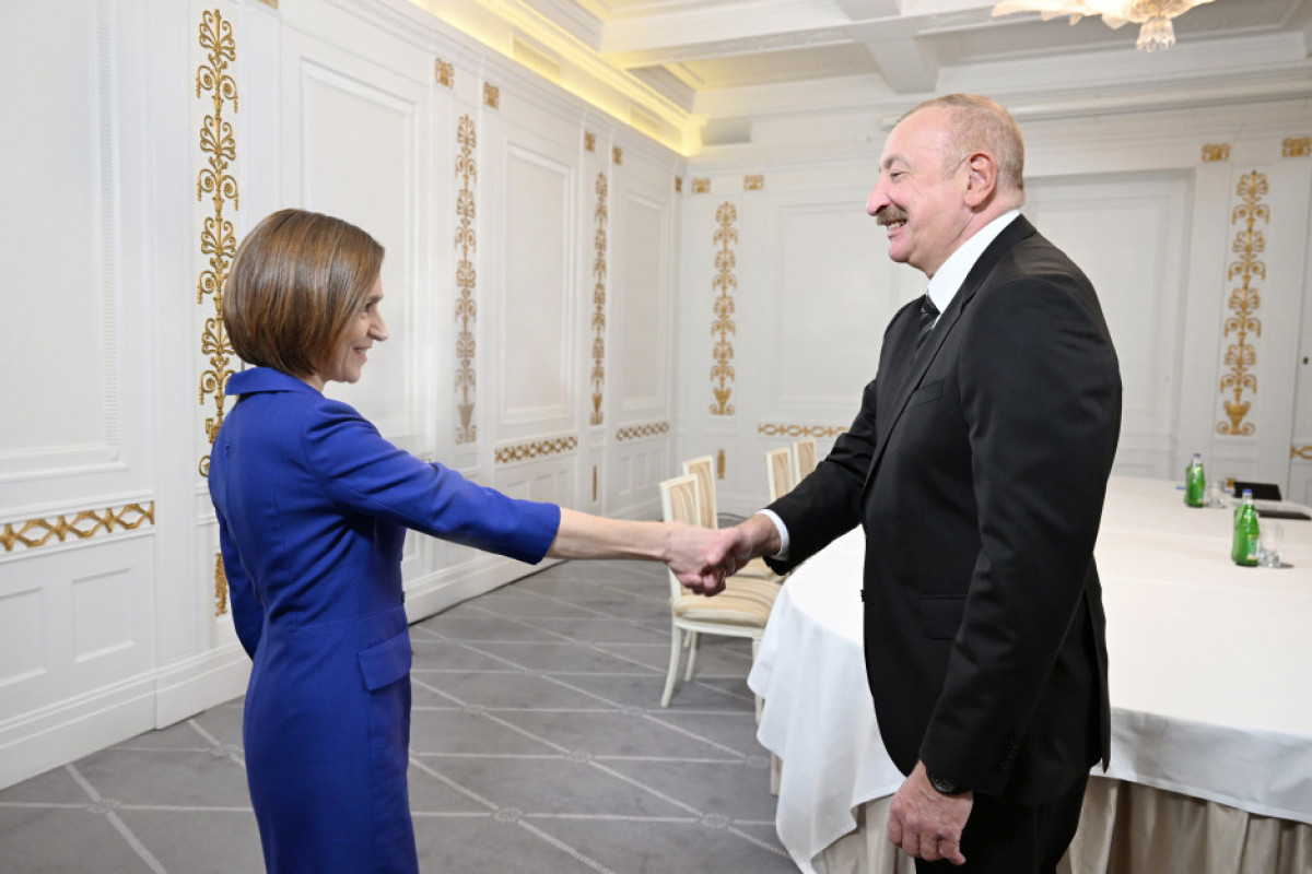 İlham Əliyev Moldova Prezidenti ilə görüşdü