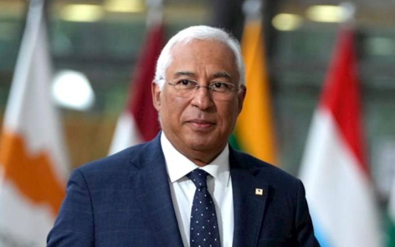 Azərbaycan və Ermənistan liderlərini təbrik etdi 