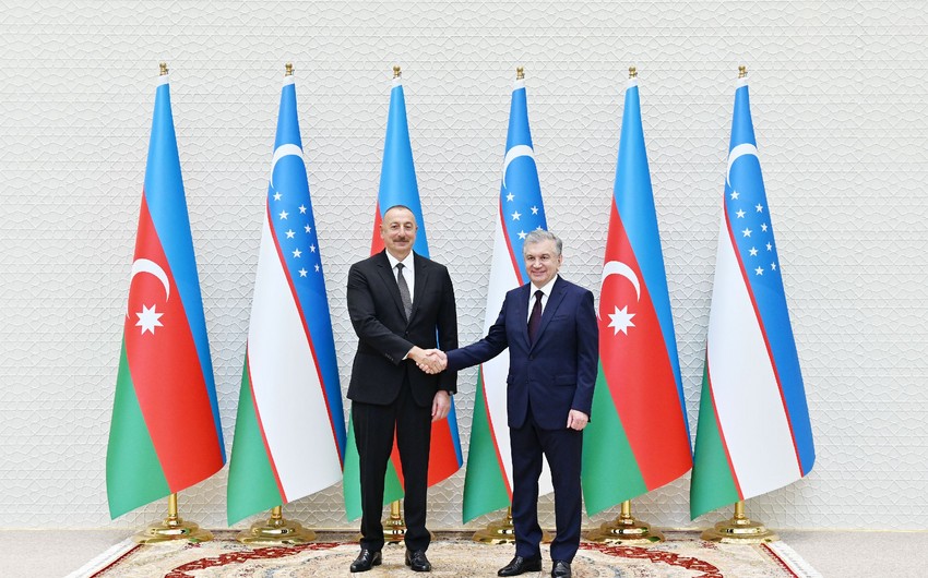 Şavkat Mirziyoyev İlham Əliyevə məktub göndərdi