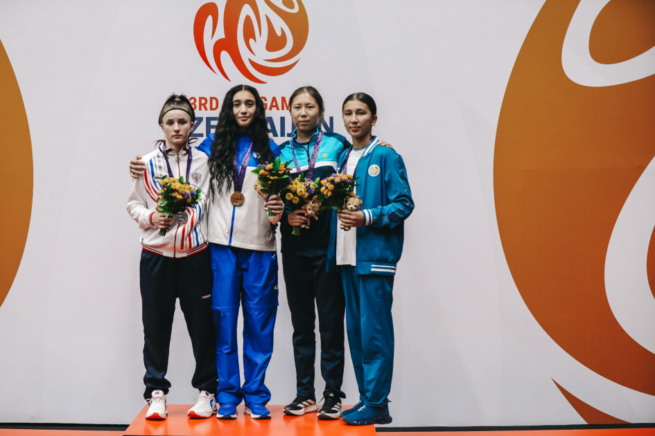 1 qızıl, 5 gümüş medal
