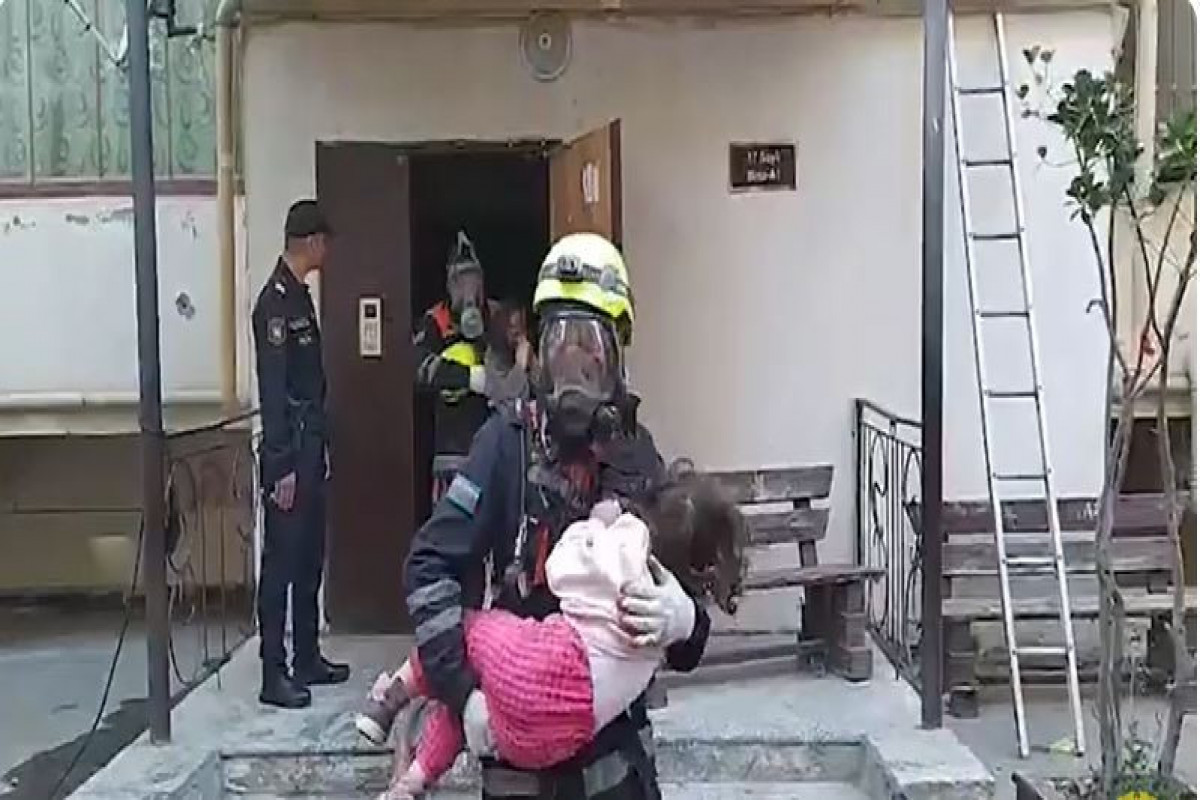 “AAAF park” yaşayış kompleksində yanğın - 15 nəfər təxliyə olundu