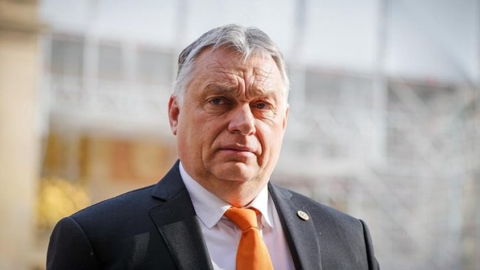 Orban Azərbaycana gəlir