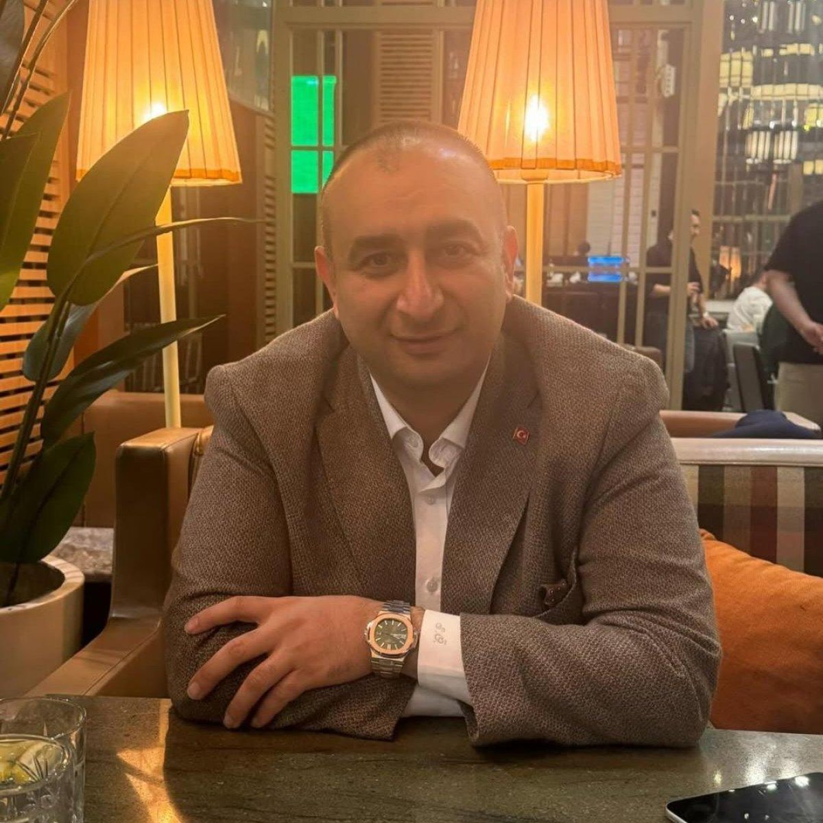 İstanbulun mərkəzində tanınmış vəkil öldürüldü